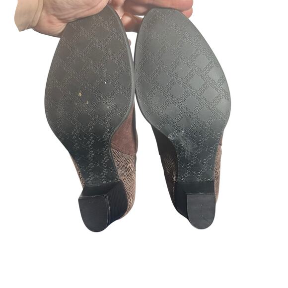 Vionic Anne Brown Suede Leather Ankle Boots Sz 7.5 Comfort Zip Block Heel Bootie - Picture 6 of 8